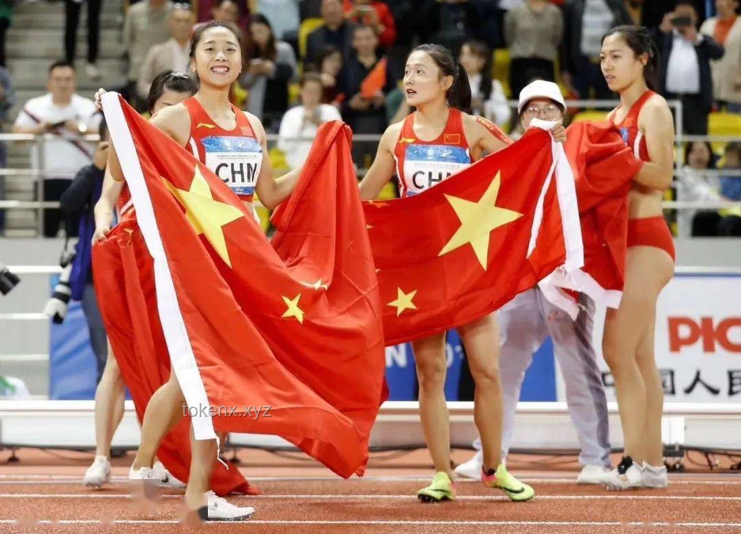 梁小静亚锦赛女子100米夺冠：速度与激情的巅峰对决
